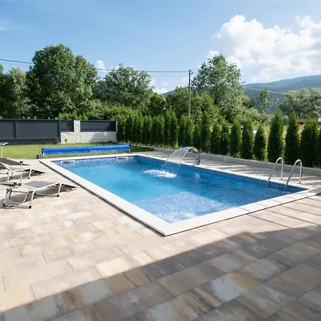 Merjem Villa *